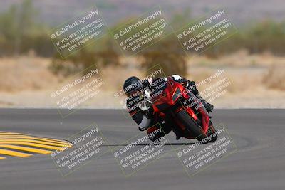 media/Sep-11-2022-SoCal Trackdays (Sun) [[81b7e951af]]/Turn 5 (1110am)/